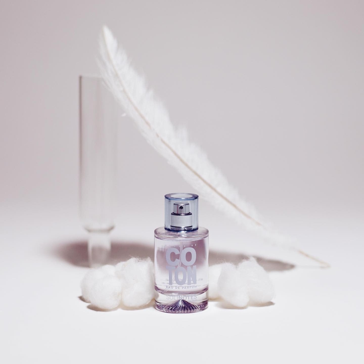 Solinotes Cotton Flower Vegan Eau de Parfum ( Vanilla, Musk & White Cedar) 50ml