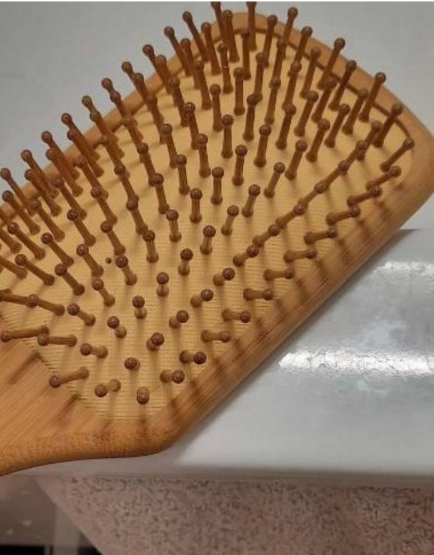 Brosse à cheveux en bambou Home Simply (1 unité)