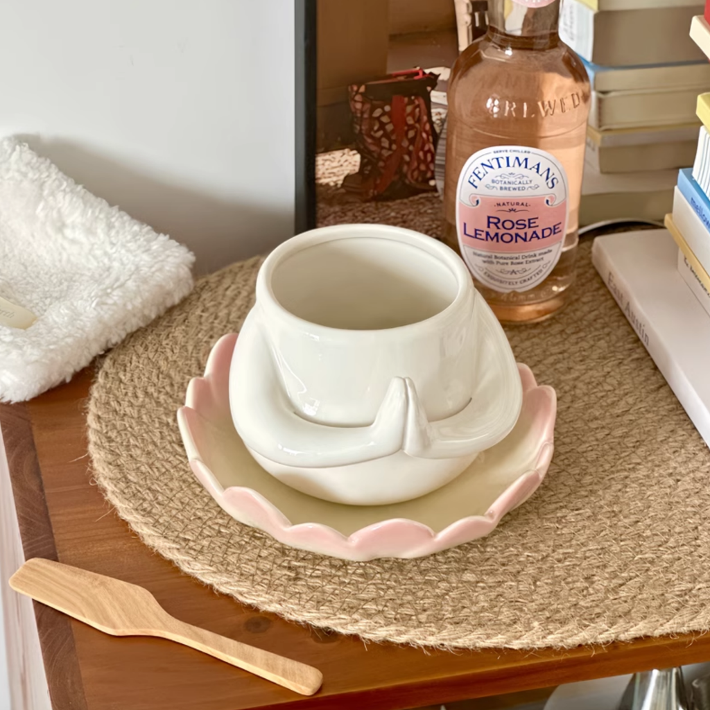 A Golden Cup In The Book (Cup + Lotus Flower Saucer)