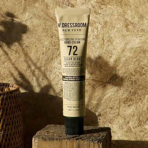 W.DRESSROOM Moisturizing Perfume Hand Cream (No.72 Sugarberry) 50ml
