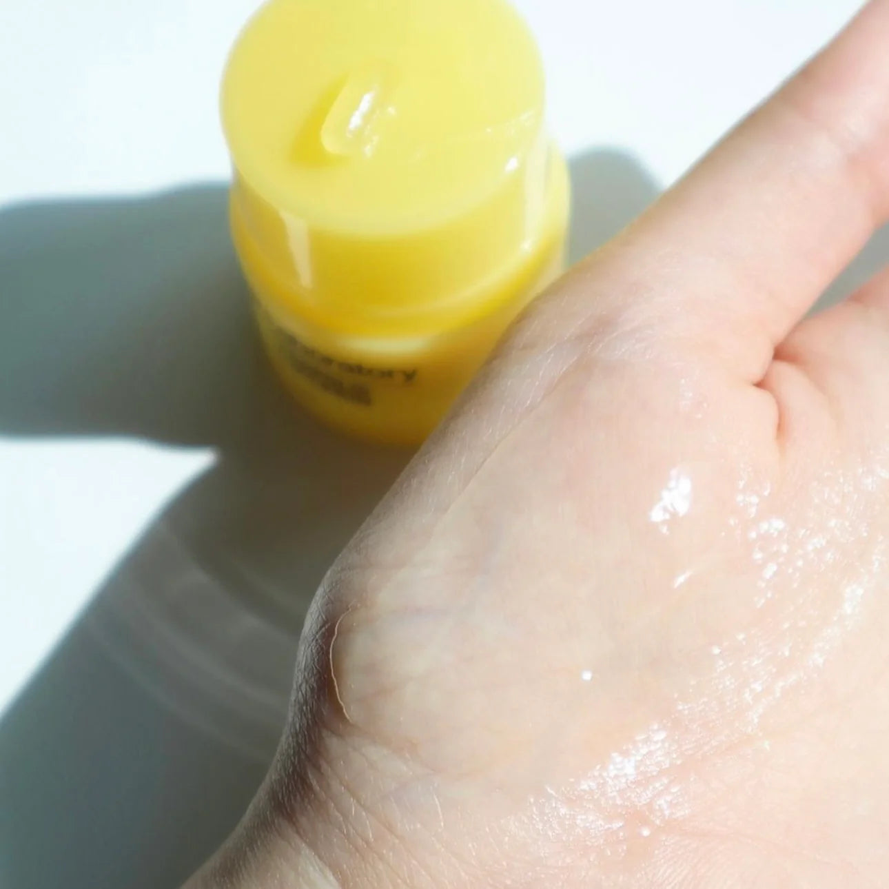 CNP Laboratory 韓國 蜂膠修復潤唇膏 15ml