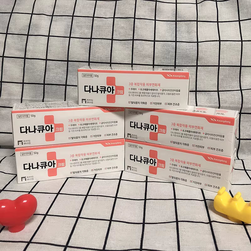 kwangdong Dancua Heeling Peeling Cream 50g