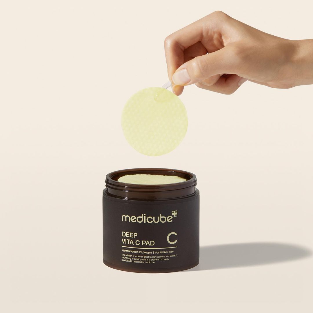 Medicube DEEP 維C亮白爽膚棉 70片