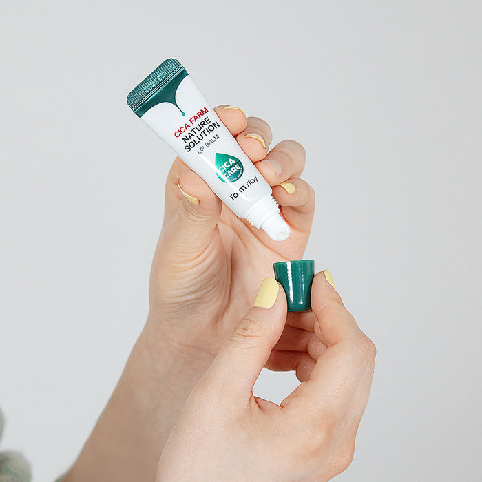 Farmstay Centella Asiatica Repairing Lip Balm 10ml