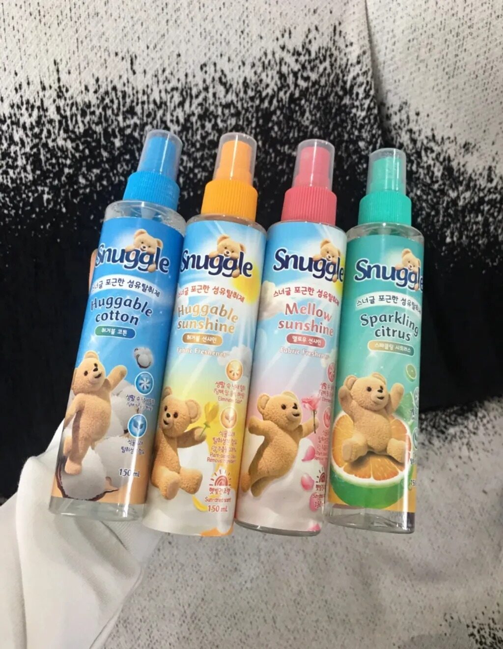 Snuggle 織物除臭劑 (柔和陽光) 150ml