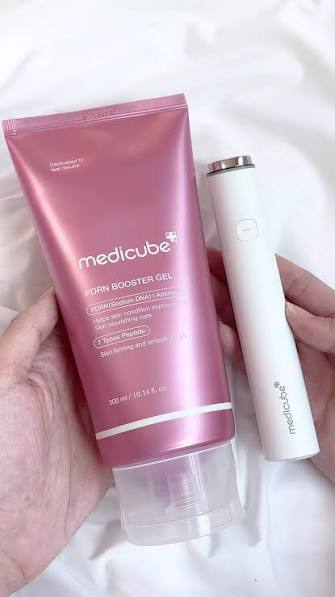 Medicube Age-R PDRN Firmness Booster Gel 300g