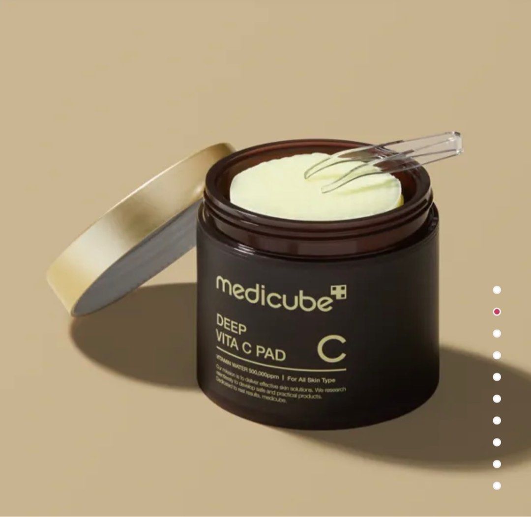 Medicube DEEP 維C亮白爽膚棉 70片