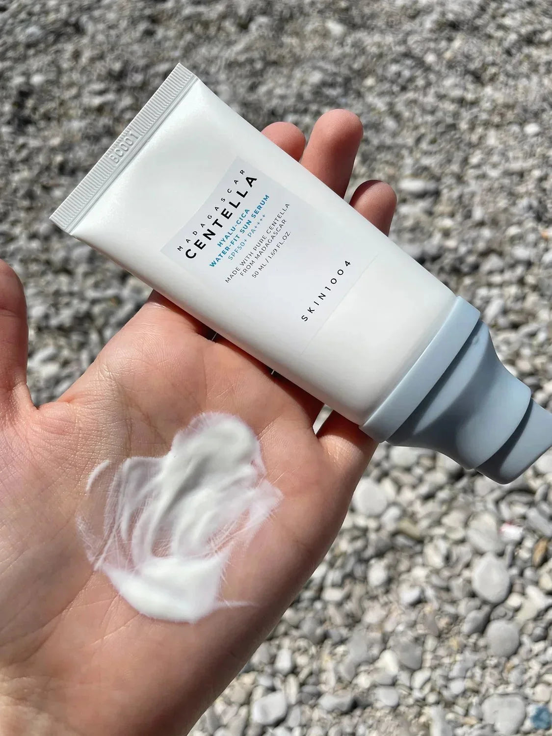 Skin1004 韓國 積雪草玻尿酸水凝防曬精華 SPF50+ PA++++ 50ml